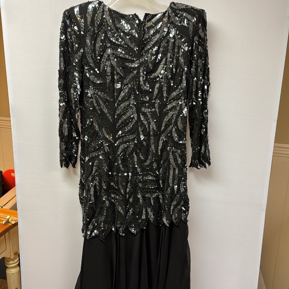 NAGPAL New York Beaded and Sequin Dress Black and Silver Size XXL - Picture 3 of 8